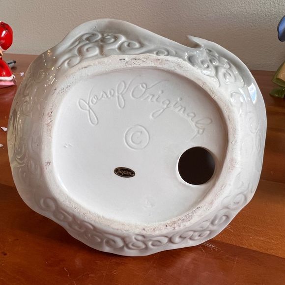 1980s Josef Originals "LUCY ANN" Southern Bell, Vintage 1980s Figurine - Picture 6 of 9